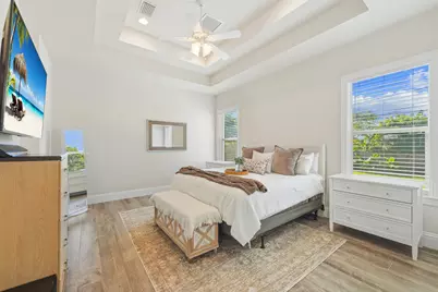 962 SW 27th Street, Palm City, FL 34990 - Photo 16