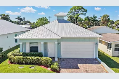 962 SW 27th Street, Palm City, FL 34990 - Photo 2