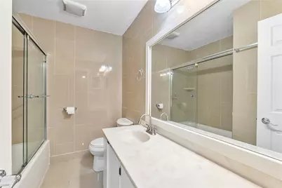845 NW 80th Terrace #6, Plantation, FL 33324 - Photo 10