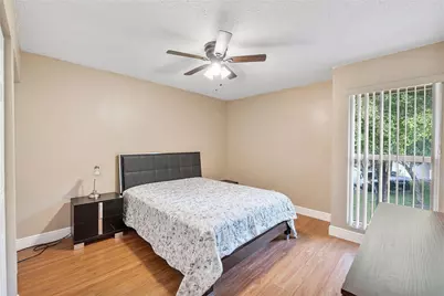 845 NW 80th Terrace #6, Plantation, FL 33324 - Photo 12