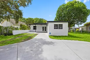 28 NE 165th St, Miami, FL 33162 - Photo 1