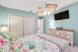 102 Sevilla Ave, Royal Palm Beach, FL 33411 - Photo 38