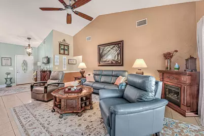 102 Sevilla Avenue, Royal Palm Beach, FL 33411 - Photo 14