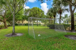 1035 Imperial Lake Rd, West Palm Beach, FL 33413 - Photo 42