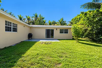 639 Madeline Court, West Palm Beach, FL 33413 - Photo 30