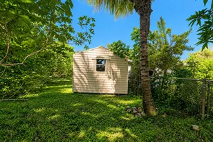 639 Madeline Ct, West Palm Beach, FL 33413 - Photo 42