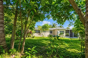 639 Madeline Ct, West Palm Beach, FL 33413 - Photo 38
