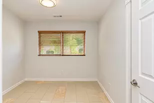 639 Madeline Ct, West Palm Beach, FL 33413 - Photo 24