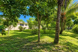 639 Madeline Ct, West Palm Beach, FL 33413 - Photo 36