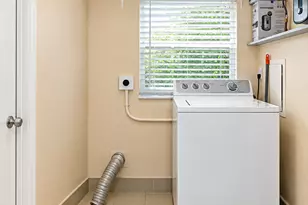 639 Madeline Ct, West Palm Beach, FL 33413 - Photo 28