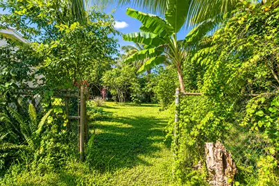 639 Madeline Court, West Palm Beach, FL 33413 - Photo 32