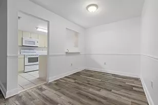 12658 Kenwood Ln, Fort Myers, FL 33907 - Photo 8