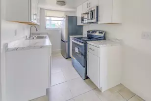201 S J St, Lake Worth Beach, FL 33460 - Photo 8