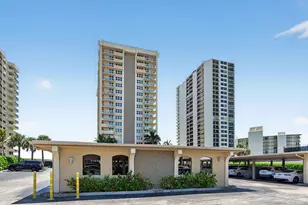 5440 N Ocean Dr, Singer Island, FL 33404 - Photo 26