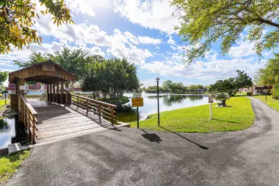 630 Marlboro Oval #B, Lake Worth, FL 33467 - Photo 20