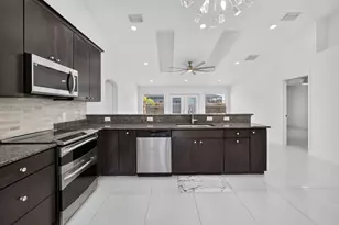 3721 SW Masilunas St, Port Saint Lucie, FL 34953 - Photo 8