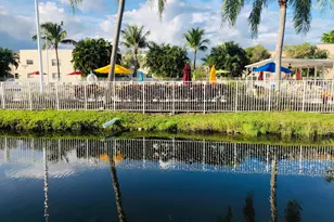 437 Burgundy J N, Delray Beach, FL 33484 - Photo 10
