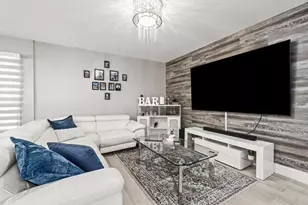 6408 Brookwood Blvd, Tamarac, FL 33321 - Photo 22