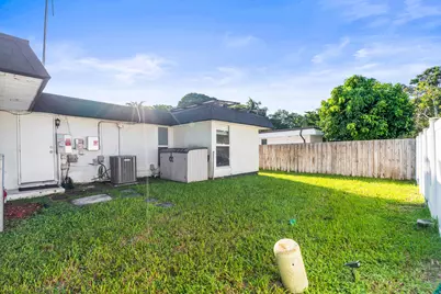 6408 Brookwood Boulevard, Tamarac, FL 33321 - Photo 6