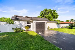 6408 Brookwood Blvd, Tamarac, FL 33321 - Photo 14