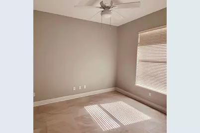 218 SW Ridgecrest Drive, Port Saint Lucie, FL 34953 - Photo 10