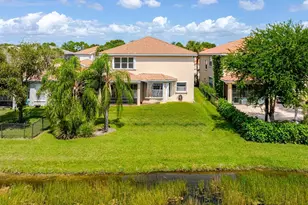 10310 Carolina Willow Dr, Fort Myers, FL 33913 - Photo 1