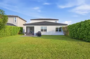 7730 NW Gladwell Ln, Port Saint Lucie, FL 34987 - Photo 10