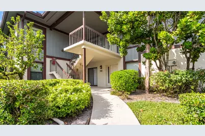 13329 Polo Club Road #105, Wellington, FL 33414 - Photo 2