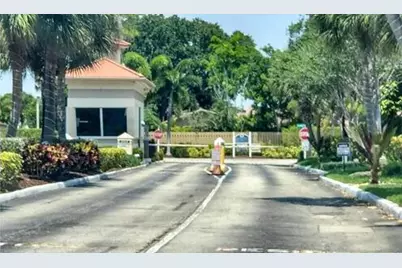 729 NW 23rd Lane, Delray Beach, FL 33445 - Photo 40