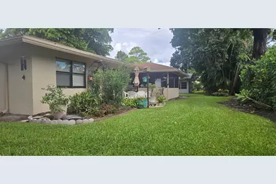 729 NW 23rd Lane, Delray Beach, FL 33445 - Photo 4