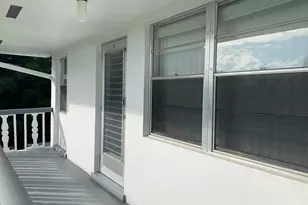 85 Salisbury D, West Palm Beach, FL 33417 - Photo 2