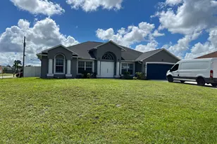 854 SW Paar Dr, Port Saint Lucie, FL 34953 - Photo 1