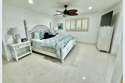 4011 NE 27th Terrace, Lighthouse Point, FL 33064 - Photo 16