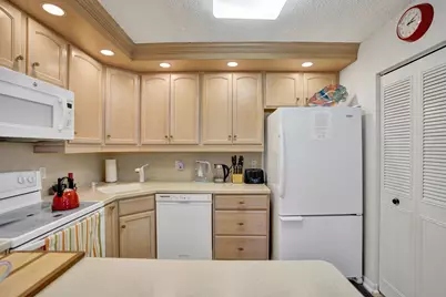 3561 Tall Pine Way #B-1, Greenacres, FL 33463 - Photo 12