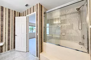 1430 N Trafalgar Cir, Hollywood, FL 33020 - Photo 24