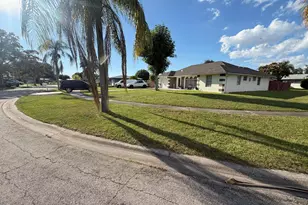 662 SW Branford Dr, Port Saint Lucie, FL 34983 - Photo 2
