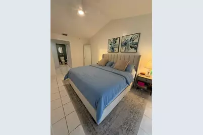 1437 Royal Forest Court, West Palm Beach, FL 33406 - Photo 12
