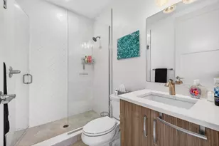410 SE 12th Ct, Fort Lauderdale, FL 33316 - Photo 44