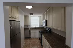 917 N Flagler Dr, West Palm Beach, FL 33401 - Photo 6