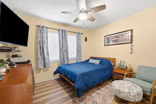 13055 SW 15th Ct, Pembroke Pines, FL 33027 - Photo 22
