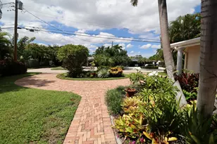 2208 NE 19th Ave, Wilton Manors, FL 33305 - Photo 4