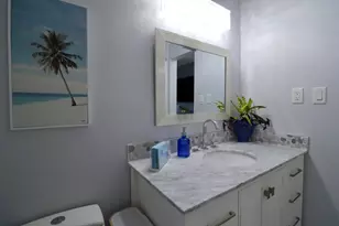 2208 NE 19th Ave, Wilton Manors, FL 33305 - Photo 12