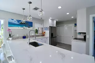 2208 NE 19th Ave, Wilton Manors, FL 33305 - Photo 36