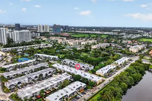 946 NE 24th Ave, Hallandale Beach, FL 33009 - Photo 68