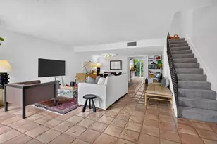 946 NE 24th Ave, Hallandale Beach, FL 33009 - Photo 1