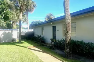 9326 Sunrise Dr, West Palm Beach, FL 33403 - Photo 2