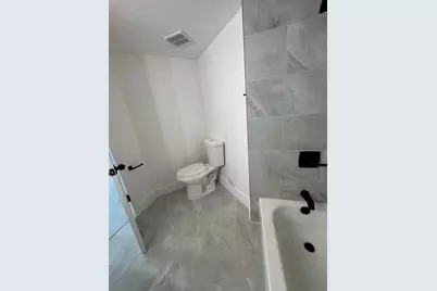10229 NW 9th Street Circle #103, Miami, FL 33172 - Photo 20