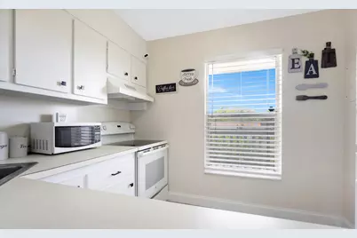 6091 NW 61st Avenue #307, Tamarac, FL 33319 - Photo 6