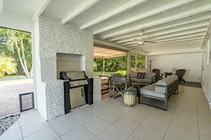 121 Tacoma Ln, Palm Beach Shores, FL 33404 - Photo 2