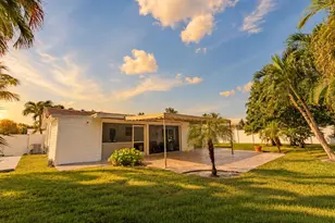 121 Tacoma Ln, Palm Beach Shores, FL 33404 - Photo 1